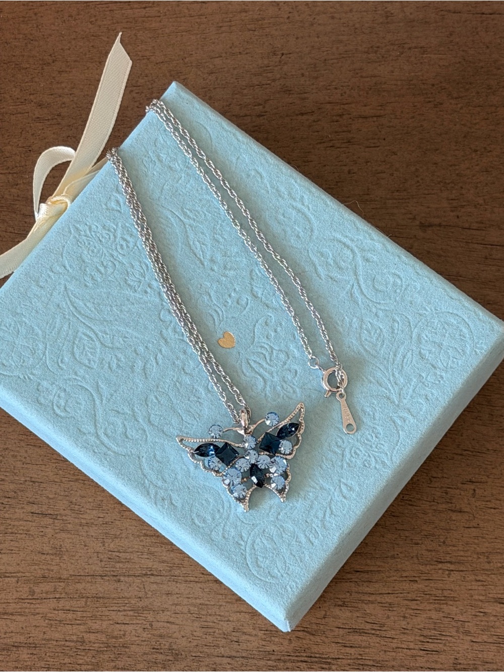 18KGP Beautiful Crystal Butterfly Pendant Necklace 🦋